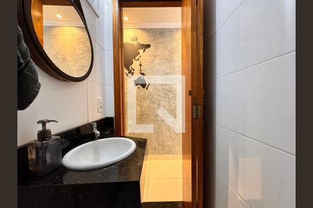 Casa à venda com 156m², 3 quartos e 3 vagas Casa à venda com 156m², 3 quartos e 3 vagasLavabo