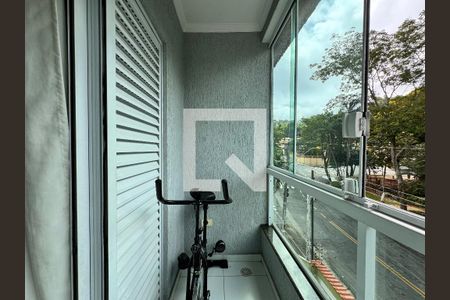 Casa à venda com 156m², 3 quartos e 3 vagas Casa à venda com 156m², 3 quartos e 3 vagasSacada