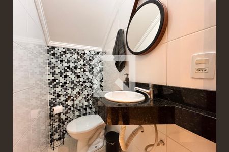 Casa à venda com 156m², 3 quartos e 3 vagas Casa à venda com 156m², 3 quartos e 3 vagasLavabo