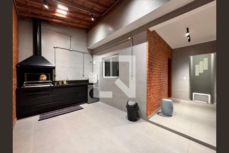 Casa à venda com 156m², 3 quartos e 3 vagas Casa à venda com 156m², 3 quartos e 3 vagasLavanderia/área gourmet