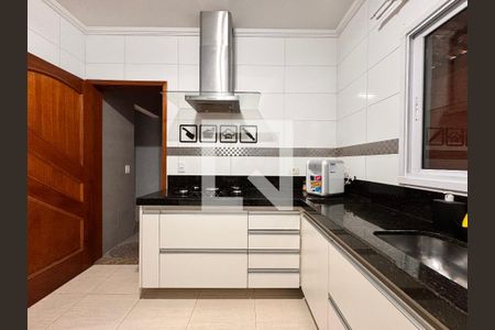 Casa à venda com 156m², 3 quartos e 3 vagas Casa à venda com 156m², 3 quartos e 3 vagasCozinha