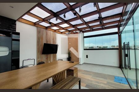 Apartamento à venda com 126m², 2 quartos e 2 vagasCobertura