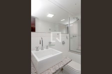 Apartamento à venda com 153m², 4 quartos e 2 vagasBanheiro 3