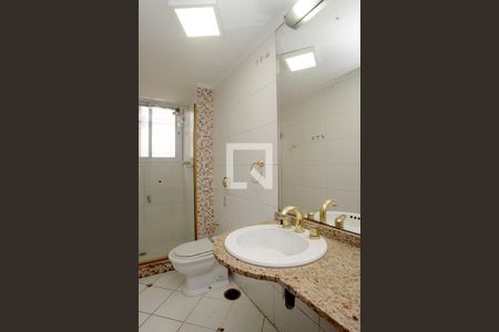 Apartamento à venda com 153m², 4 quartos e 2 vagasBanheiro Quarto 1 Suíte