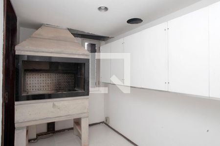 Apartamento à venda com 153m², 4 quartos e 2 vagasÁrea de Serviço + Despensa com Churrasqueira
