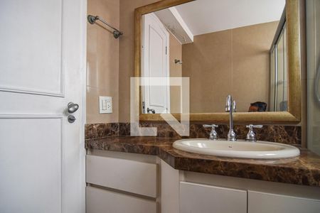 Apartamento à venda com 180m², 4 quartos e 1 vaga Apartamento à venda com 180m², 4 quartos e 1 vagaBanheiro