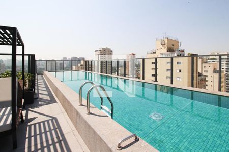 Apartamento à venda com 29m², 1 quarto e sem vaga Apartamento à venda com 29m², 1 quarto e sem vagaÁrea comum - Piscina