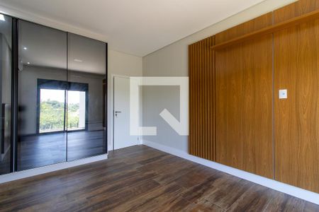 Casa de condomínio à venda com 580m², 5 quartos e 7 vagasQuarto 3