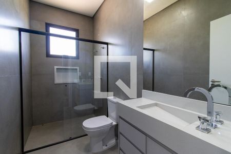 Casa de condomínio à venda com 580m², 5 quartos e 7 vagasBanheiro do Quarto 4