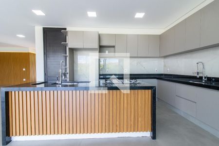 Casa de condomínio à venda com 580m², 5 quartos e 7 vagasCozinha