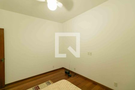 Casa à venda com 354m², 4 quartos e 1 vagaQuarto 2