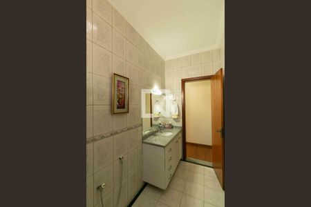 Casa à venda com 354m², 4 quartos e 1 vagaBanheiro Social 2