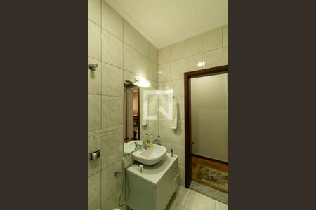 Casa à venda com 354m², 4 quartos e 1 vagaBanheiro Social 1