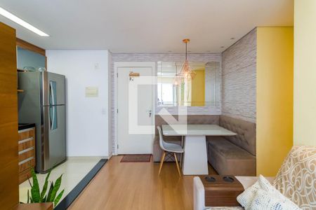 Sala de apartamento para alugar com 2 quartos, 40m² em Parque Reboucas, São Paulo