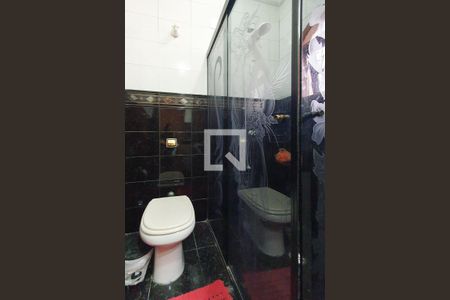 Casa à venda com 225m², 3 quartos e 5 vagas Casa à venda com 225m², 3 quartos e 5 vagasBanheiro Social