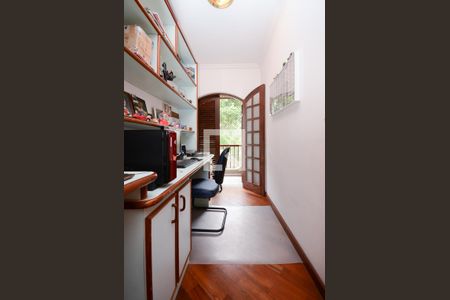 Casa à venda com 225m², 3 quartos e 5 vagas Casa à venda com 225m², 3 quartos e 5 vagasQuarto 4