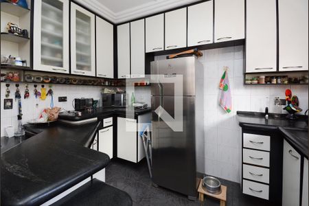 Casa à venda com 225m², 3 quartos e 5 vagas Casa à venda com 225m², 3 quartos e 5 vagasCozinha