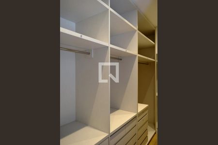 Apartamento à venda com 140m², 1 quarto e 1 vagaCloset da Suíte