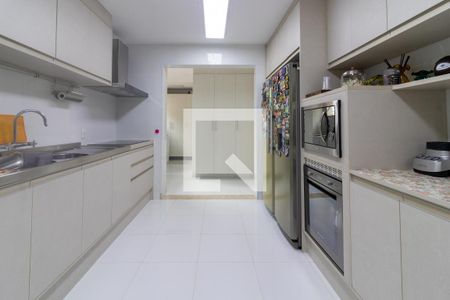Apartamento à venda com 141m², 3 quartos e 2 vagas Apartamento à venda com 141m², 3 quartos e 2 vagasCozinha
