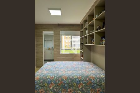 Apartamento à venda com 141m², 3 quartos e 2 vagas Apartamento à venda com 141m², 3 quartos e 2 vagasQuarto Suíte 3