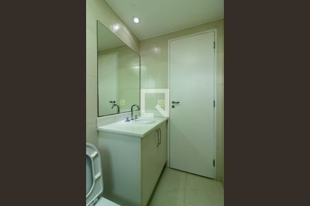 Apartamento à venda com 141m², 3 quartos e 2 vagas Apartamento à venda com 141m², 3 quartos e 2 vagasBanheiro da Suíte 2