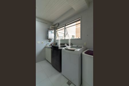 Apartamento à venda com 141m², 3 quartos e 2 vagas Apartamento à venda com 141m², 3 quartos e 2 vagasÁrea de Serviço