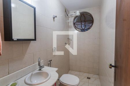 Casa à venda com 315m², 4 quartos e 2 vagas Casa à venda com 315m², 4 quartos e 2 vagasBanheiro Social 1
