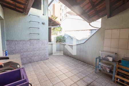 Casa à venda com 315m², 4 quartos e 2 vagas Casa à venda com 315m², 4 quartos e 2 vagasVaranda do Quarto 4 no 2° Pavimento