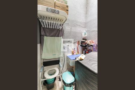 Casa de condomínio à venda com 67m², 2 quartos e 1 vaga Casa de condomínio à venda com 67m², 2 quartos e 1 vagaÁrea de Serviço