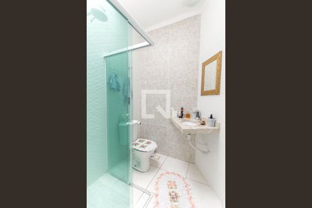 Casa de condomínio à venda com 67m², 2 quartos e 1 vaga Casa de condomínio à venda com 67m², 2 quartos e 1 vagaBanheiro da Suíte 2