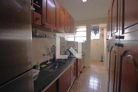 Apartamento à venda com 72m², 2 quartos e 1 vagaCozinha