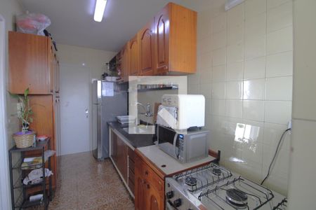 Apartamento à venda com 72m², 2 quartos e 1 vagaCozinha