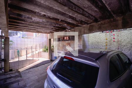 Casa à venda com 198m², 3 quartos e 2 vagas Casa à venda com 198m², 3 quartos e 2 vagasGaragem