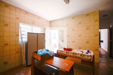 Casa à venda com 198m², 3 quartos e 2 vagas Casa à venda com 198m², 3 quartos e 2 vagasEdicula - Cozinha