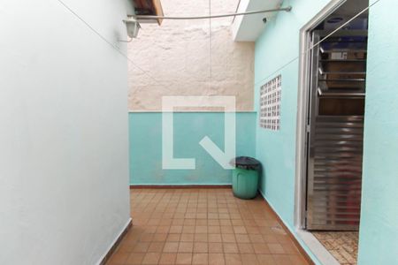 Casa à venda com 135m², 2 quartos e 1 vaga Casa à venda com 135m², 2 quartos e 1 vagaQuintal