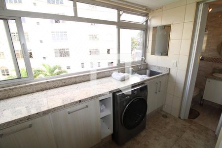 Apartamento à venda com 90m², 2 quartos e 1 vagaÁrea de Serviço