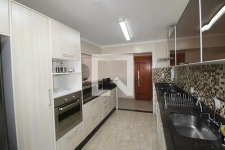 Apartamento à venda com 90m², 2 quartos e 1 vagaCozinha