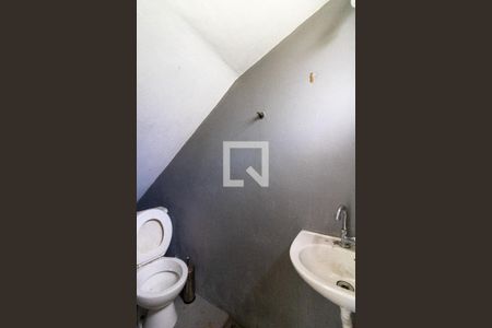 Casa à venda com 261m², 4 quartos e 8 vagas Casa à venda com 261m², 4 quartos e 8 vagasBanheiro da Garagem