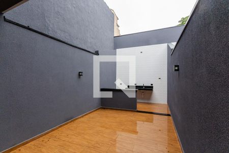 Casa à venda com 152m², 3 quartos e 2 vagas Casa à venda com 152m², 3 quartos e 2 vagasÁrea de Serviço