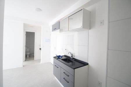 Sala/Cozinha de apartamento para alugar com 2 quartos, 38m² em Vila Isa, São Paulo