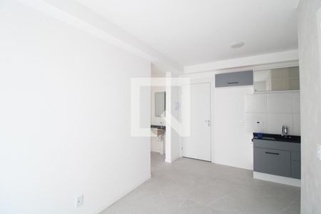 Sala/Cozinha de apartamento para alugar com 2 quartos, 38m² em Vila Isa, São Paulo