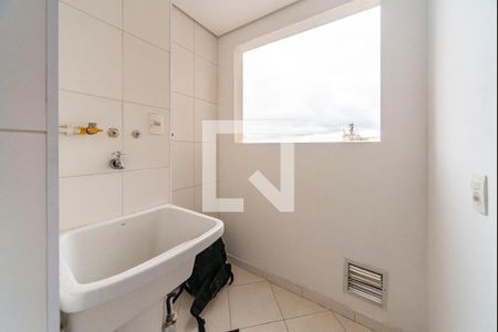 Apartamento à venda com 61m², 3 quartos e 1 vaga Apartamento à venda com 61m², 3 quartos e 1 vagaÁrea de Serviço