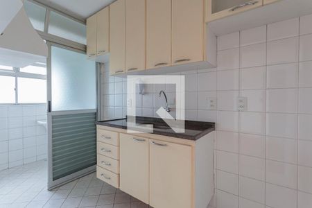 Apartamento à venda com 55m², 2 quartos e 1 vaga Apartamento à venda com 55m², 2 quartos e 1 vagaCozinha
