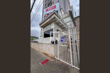 Apartamento à venda com 61m², 3 quartos e 1 vaga Apartamento à venda com 61m², 3 quartos e 1 vagaFachada e portaria