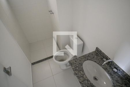 Apartamento à venda com 57m², 2 quartos e 1 vaga Apartamento à venda com 57m², 2 quartos e 1 vagaBanheiro