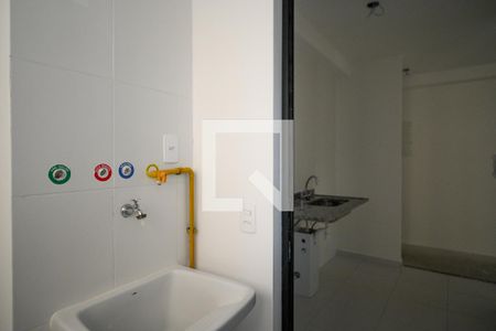 Apartamento à venda com 57m², 2 quartos e 1 vaga Apartamento à venda com 57m², 2 quartos e 1 vagaÁrea de Serviço