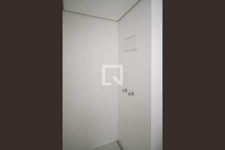 Apartamento à venda com 63m², 2 quartos e 1 vaga Apartamento à venda com 63m², 2 quartos e 1 vagaBanheiro 2