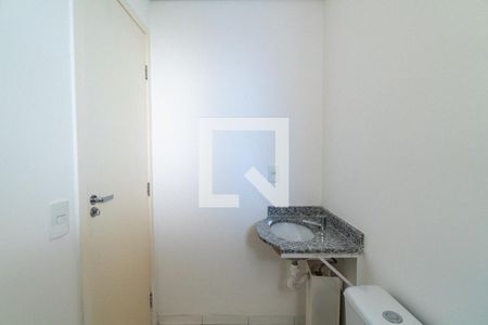 Apartamento à venda com 72m², 3 quartos e 1 vaga Apartamento à venda com 72m², 3 quartos e 1 vagaBanheiro Social