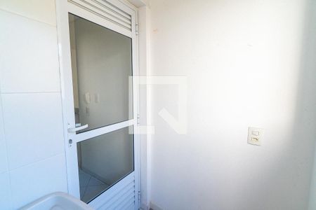 Apartamento à venda com 72m², 3 quartos e 1 vaga Apartamento à venda com 72m², 3 quartos e 1 vagaLavanderia