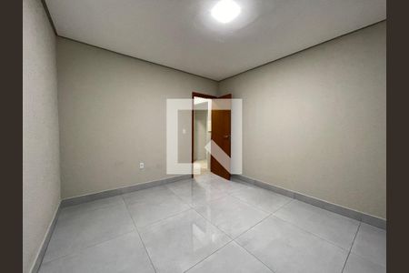 Casa à venda com 120m², 2 quartos e 2 vagasQuarto 2